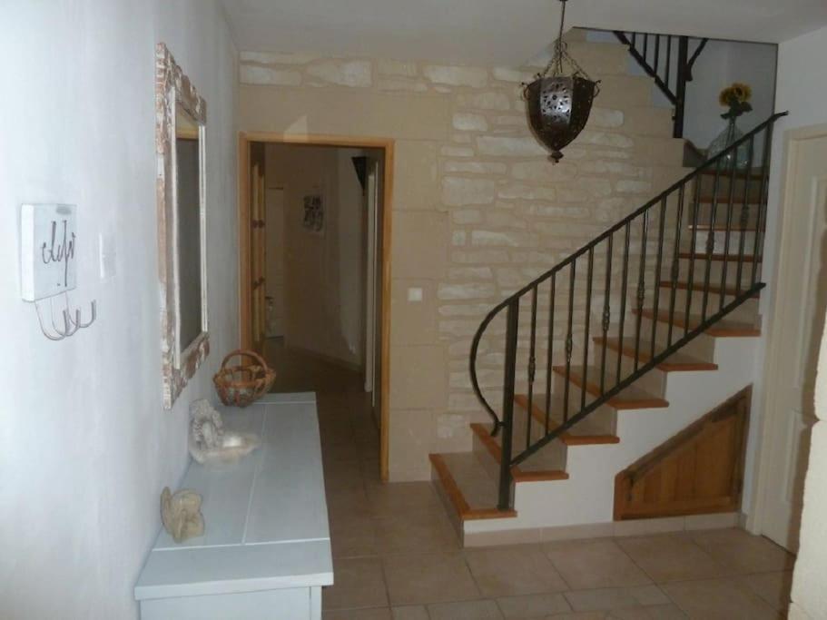 Villa Entre Vignes Et Garrigues A 4Km Du Mas De So Laudun Exterior foto