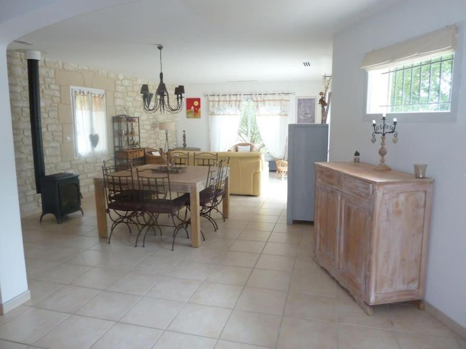 Villa Entre Vignes Et Garrigues A 4Km Du Mas De So Laudun Exterior foto